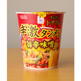 일본 컵라면 로손 신게키 탄멘 매운 미소, 114g, 1개