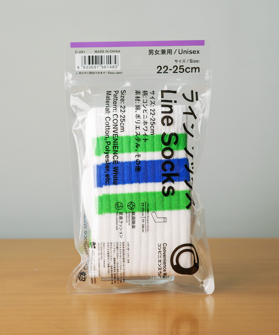 일본 패밀리마트 라인 삭스 중목 양말 화이트, 22-25cm