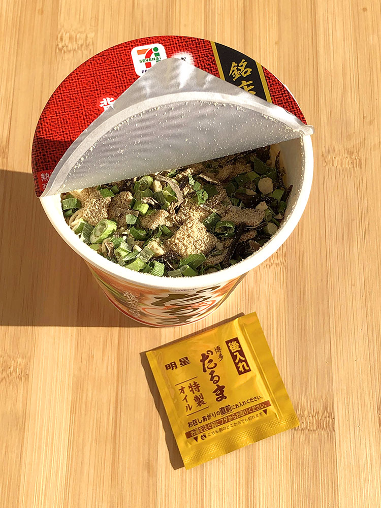 일본 컵라면 세븐일레븐 다루마 하카타 돈코츠, 97g, 1개