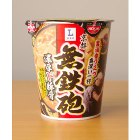 일본 컵라면 로손 무데뽀 농후 돈코츠, 103g, 1개